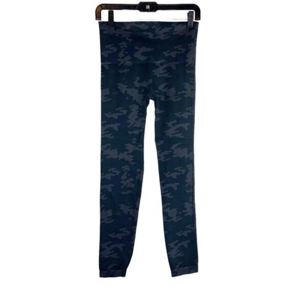 Spanx Camo Leggings Dark Grey - Picture 5 of 5